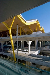 Madrid Barajas Airport - foto: Petr Šmídek, 2007