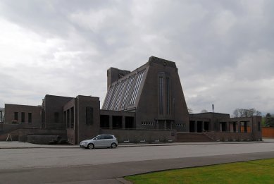 Krematorium Hamburk-Ohlsdorf - foto: Petr Šmídek, 2012