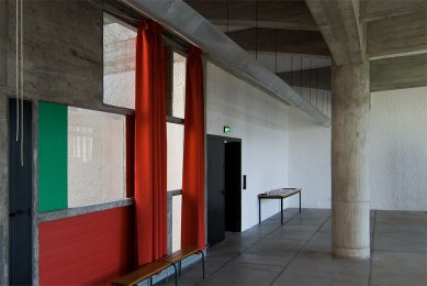 Klášter La Tourette - Jídelna. - foto: Petr Šmídek, 2008