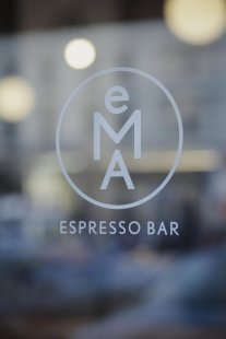 EMA espresso bar - foto: Dušan Tománek