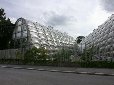 Skleník botanické fakulty univerzity ve Štýrském Hradci - foto: Petr Šmídek, 2006