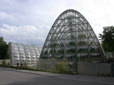 Skleník botanické fakulty univerzity ve Štýrském Hradci - foto: Petr Šmídek, 2006