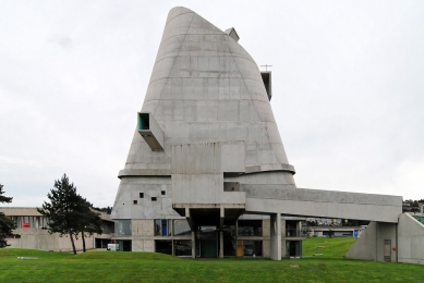 Kostel svatého Petra ve Firmini - foto: Petr Šmídek, 2011