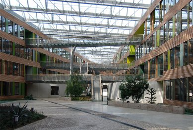 Ministerstvo životního prostředí - Atrium pro zaměstnance ministerstva - foto: © Petr Šmídek, 2007