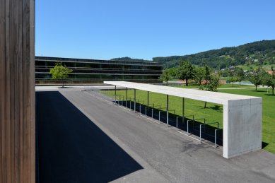 Secondary school with hall in Klaus - foto: Petr Šmídek, 2015