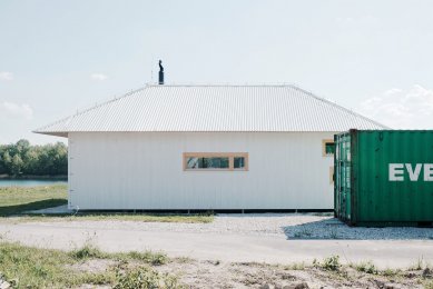 VOJ - The Lake House - foto: Peter Jurkovič, 2016