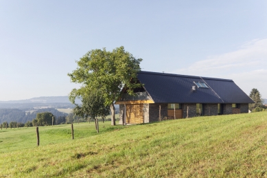 Family house near Zelezny Brod - foto: Tomáš Souček