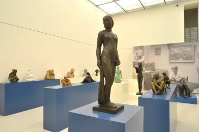 Instalace výstavy Mary Duras (1898–1982)