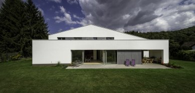 White Villa - foto: Ivan Bárta