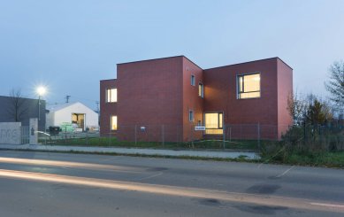 Rapos office building - foto: Libor Stavjaník / Studio TOAST