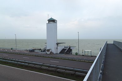 Pomník s rozhlednou Afsluitdijk - foto: Petr Šmídek, 2012