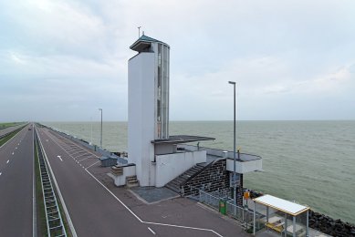 Pomník s rozhlednou Afsluitdijk - foto: Petr Šmídek, 2012