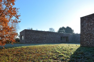 Siza-Pavillon Insel Hombroich - foto: Petr Šmídek, 2016