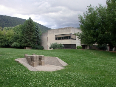 Pedagogická škola Eggenberg - foto: Petr Šmídek, 2006