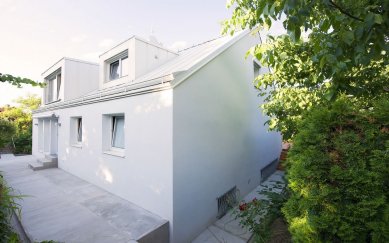 Rekonstrukce domu typu Okál - foto: Šimon Jiráček