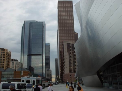 Walt Disney Concert Hall - foto: Ing. Jiří Kratochvíl, 2005