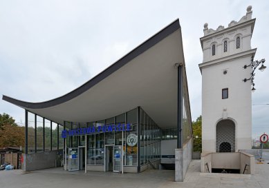 Warszawa Powiśle - revitalization of the lower pavilion of Warsaw’s emblematic train station - foto: Petr Šmídek, 2013