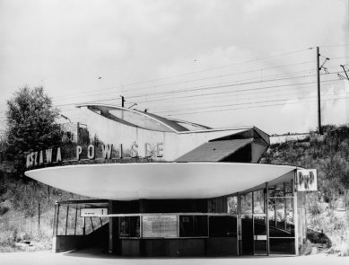 Warszawa Powiśle - revitalization of the lower pavilion of Warsaw’s emblematic train station - Historický snímek