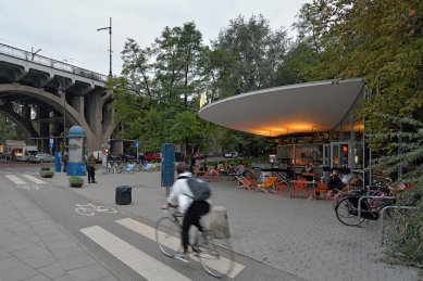 Warszawa Powiśle - revitalization of the lower pavilion of Warsaw’s emblematic train station - foto: Petr Šmídek, 2013