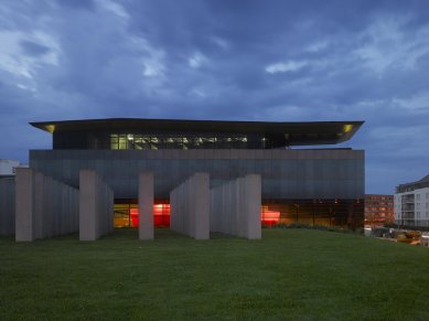 Muzeum současného umění Bretaň - foto: © Roland Halbe, Stuttgart