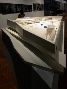 Phæno - vědecké centrum - Fotografie modelu z vídeňské výstavy Ice-Storm - foto: Petr Šmídek, 2003