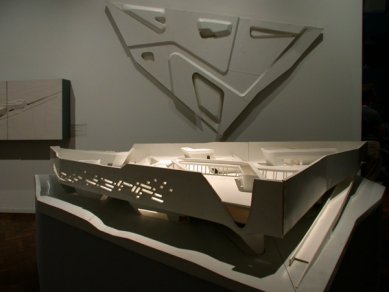 Phæno - vědecké centrum - Fotografie modelu z vídeňské výstavy Ice-Storm - foto: Petr Šmídek, 2003