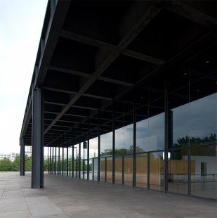 Neue Nationalgalerie - foto: © Petr Šmídek, 2008