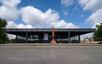 Neue Nationalgalerie - foto: © Petr Šmídek, 2008