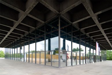 Neue Nationalgalerie - foto: © Petr Šmídek, 2008