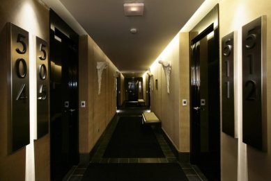 Hotel Puerta América - přízemí, 5 - 11. poschodí - Vitorio & Lucchino - 5. poschodí - foto: © Hoteles Silken; Rafael Vargas, 2005