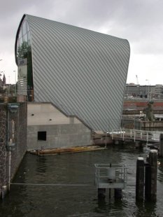 ARCAM - Architectuur Centrum Amsterdam - foto: Petr Šmídek, 2003