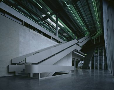 BMW Plant, Central Building - foto: © Hélène Binet