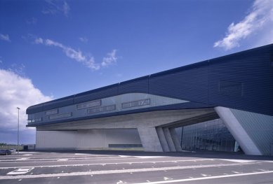 BMW Plant, Central Building - foto: © Hélène Binet