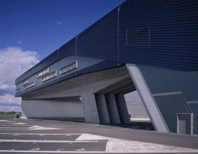 BMW Plant, Central Building - foto: © Hélène Binet