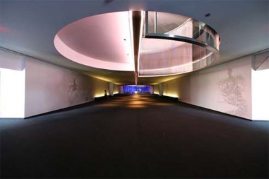 Guthrie Theater - Guthrie Theater – Level 4 Target Lobby - foto: © Gallop Studios
