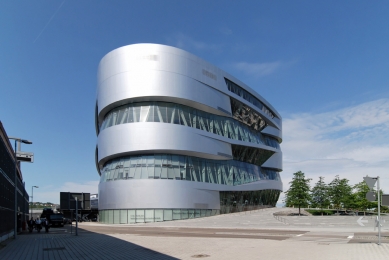 Mercedes Benz Museum - foto: Petr Šmídek, 2011