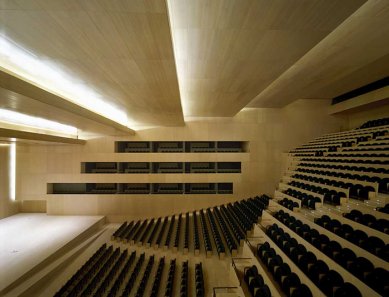 Kongresový palác a auditorium - foto: © Carlos Ferrater Arquitectos Asociados, Barcelona