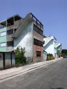 Kolonie Audincourt u Bordeaux  - foto: Petr Šmídek, 2006