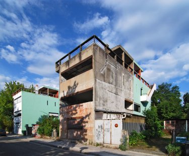 Kolonie Audincourt u Bordeaux  - foto: Petr Šmídek, 2011