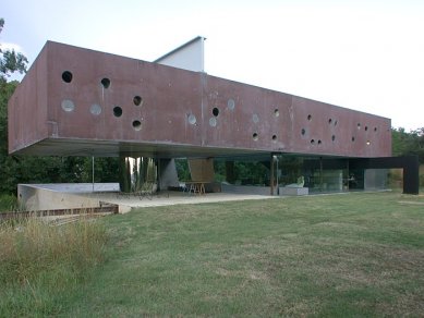 Maison à Bordeaux - foto: © archiweb, 2006