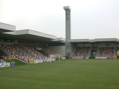 Fotbalový stadion Lasesarre - foto: © www.archiweb.cz, 2006