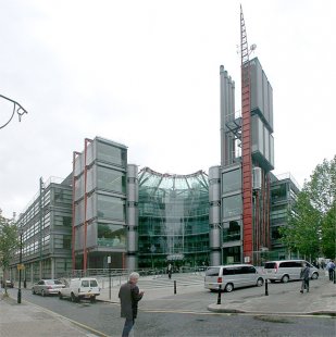 Channel 4 - foto: Petr Šmídek, 2004