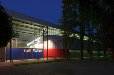 Zimní stadion v Hronově - foto: Ester Havlová