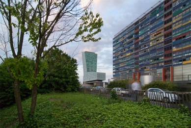 Euralille - Christian de Portzamparc - Lille Tower - foto: Petr Šmídek, 2009